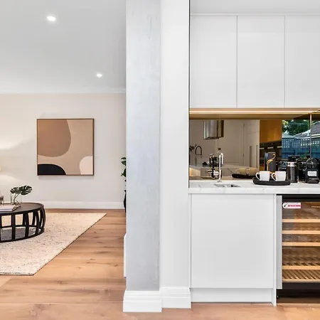 Luxe Parkside Hampton Home Melbourne Exterior photo